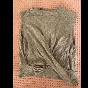 Cute Topshop Cropped Grey Shirt